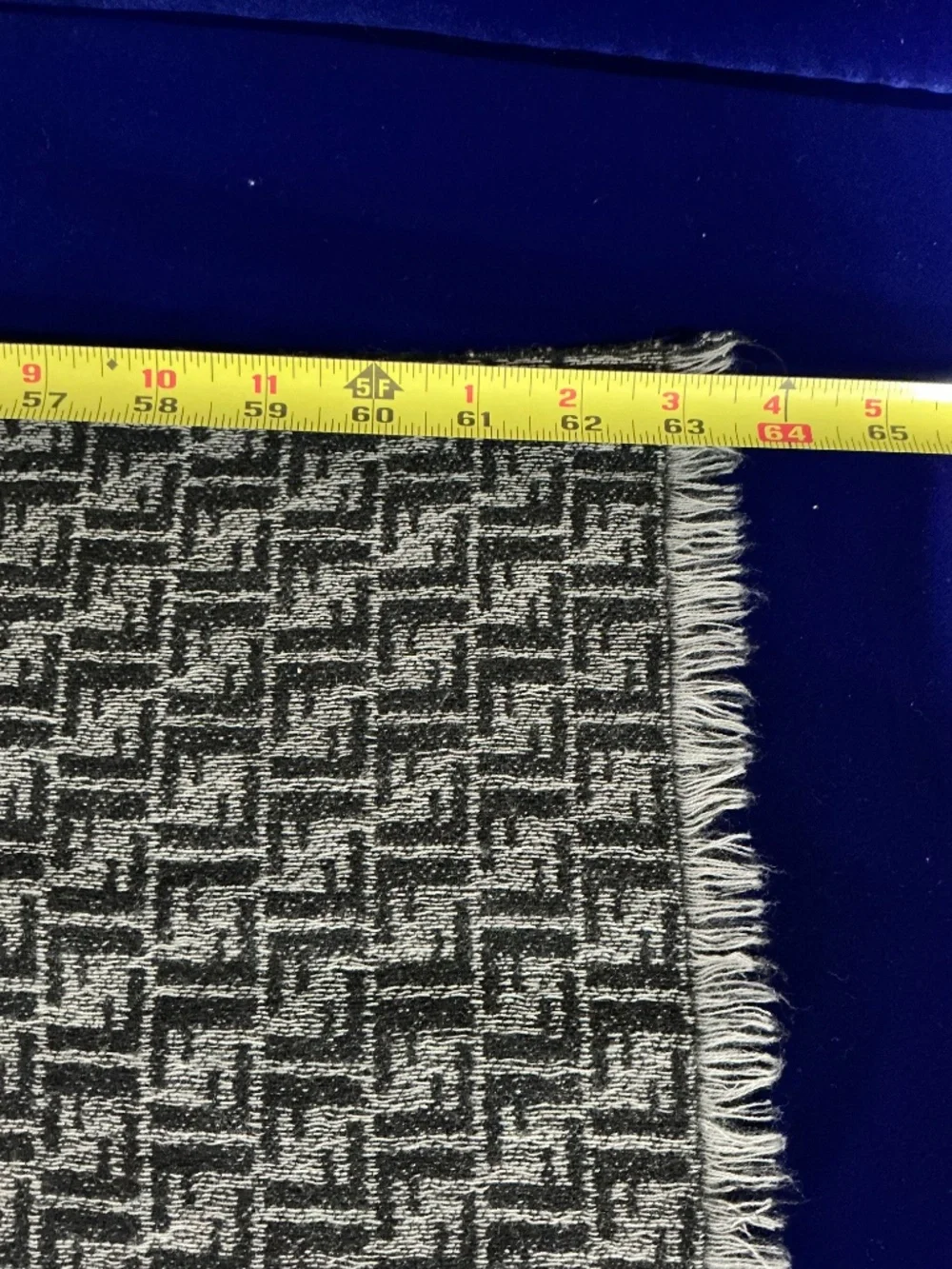 Fendi wool scarf black and gray